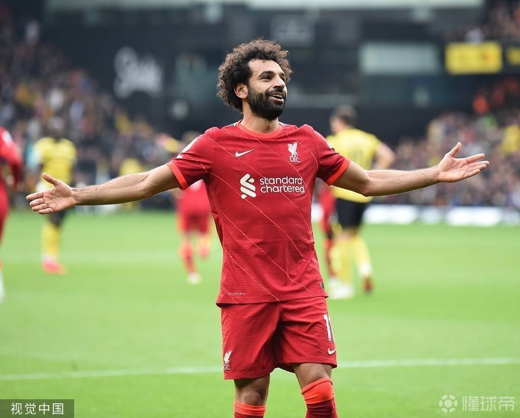 开云-莱万多夫斯基巅峰对决，萨拉赫与40激战巴塞罗那分钟，挺进下一轮胜负难料！的简单介绍